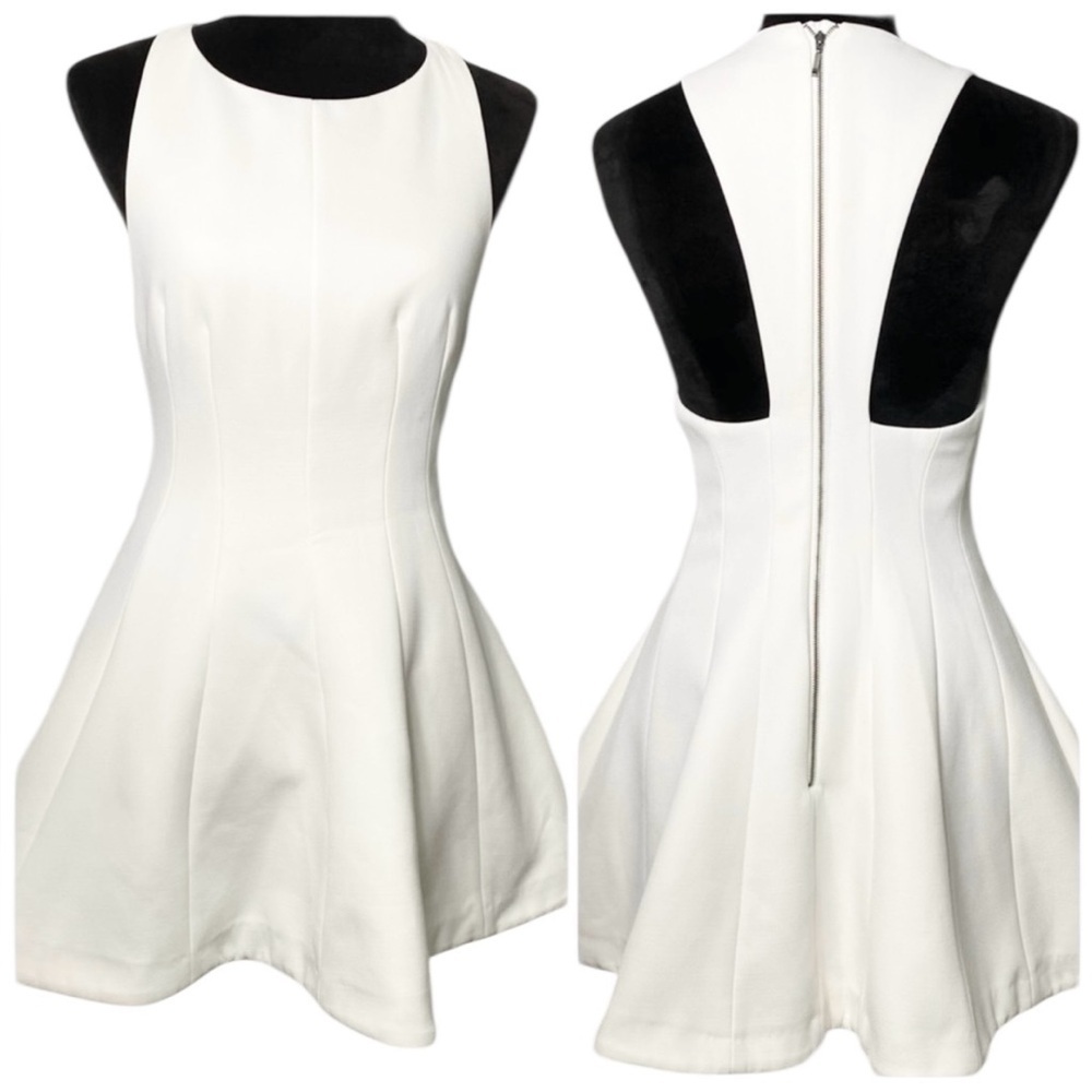 KEEPSAKE The label white fit and flare mini skaters dress open back size small